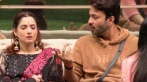 Bigg Boss 17 : Ankita lokhande-vicky jain fight अंकिता लोखंडे से सुशांत के बारे में क्या कह दिया विकी जैन ने 3 image editor output image1984249114 17054719881457401573358659499815