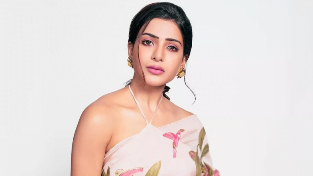बॉलीवुड की खूबसूरत दिखने के लिए इन एक्ट्रेस ने करवाई प्लास्टिक सर्जरी, जाने कौन कौन है शामिल! 13 बॉलीवुड